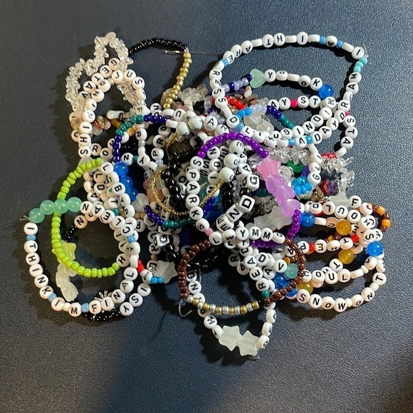 10 Friendship Bracelets for Trading at Taylor Swift Concerts—pack of 10 … - Picture 1 of 16